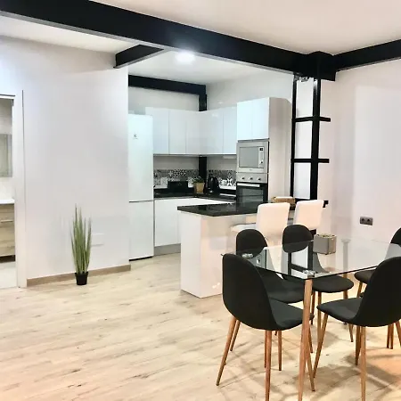 Apartment Modern & Spacious In Plaza De La Merced *