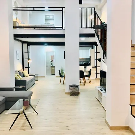 Modern & Spacious In Plaza De La Merced Malaga