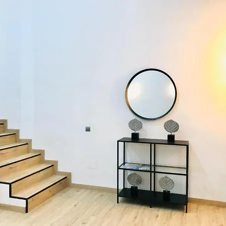 Modern&spacious In Plaza De La Merced Apartamento